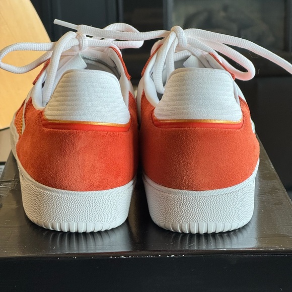 Adidas Tyshawn Low - Picture 2 of 6